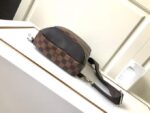 Louis-Vuitton-AVENUE-SLING-BAG.png