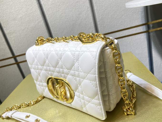 wdZ6FL0KSvqUdxJ5suTGhBaShHZB1xlqh8VrhZKK_lg-1.jpeg Dior Small Caro Bag